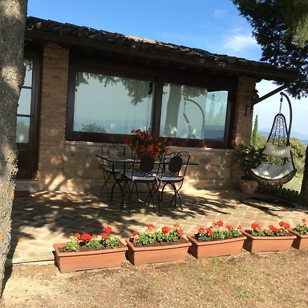 Agriturismo La Bicocca - Apt. "Il Leccio" Castel Rigone Buitenkant foto