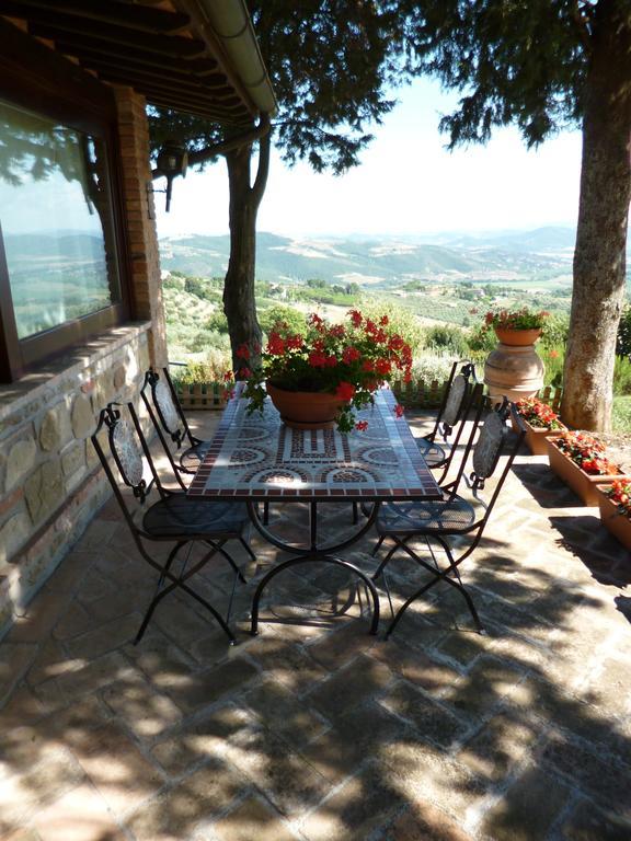 Agriturismo La Bicocca - Apt. "Il Leccio" Castel Rigone Kamer foto